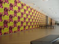 Andy Warhol, papier peint à motifs "tête de vache", années 1960 (ici au musée d‘art moderne de Stockholm)